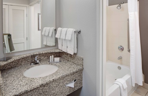 Fort Worth Hotel | Courtyard Fort Worth I-30 West Near Naval Air Station-JRB