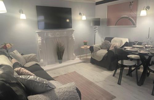 Belper Apartment | Courtyard Holiday Apartments
