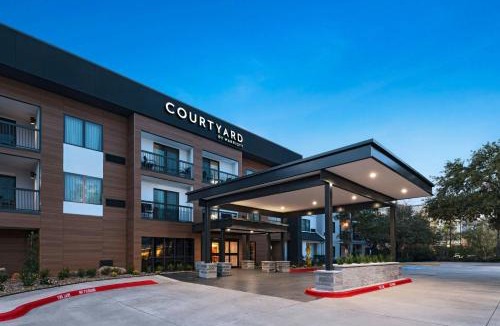 The Woodlands Hotel | Courtyard Houston The Woodlands