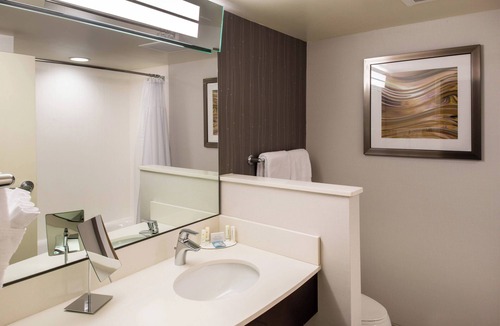Westgate Hotel | Courtyard Jacksonville