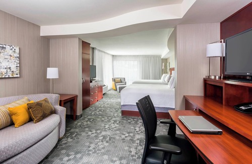Crossroad Park Hotel | Courtyard Kalamazoo Portage