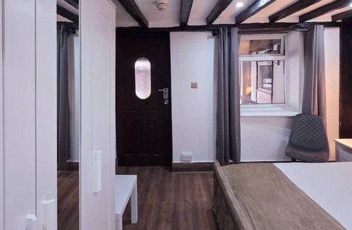 Stotfold Bed & Breakfast | Courtyard Lodge- Double Room 5