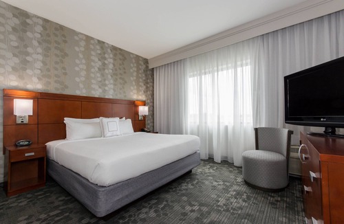 Concord Hotel | Courtyard Marriott Concord