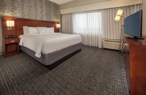 Halfway Hotel | Courtyard Marriott Hagerstown