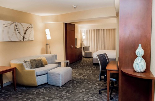 Lafayette Hotel | Courtyard Marriott Lafayette