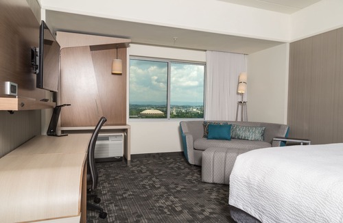 Granville Hotel | Courtyard Morgantown