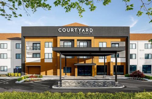 Paducah Hotel | Courtyard Paducah West