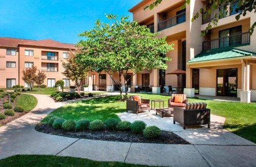 Mount Tabor Hotel | Courtyard Parsippany