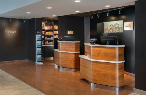 Wayne Hotel | Courtyard Philadelphia Devon/Villanova