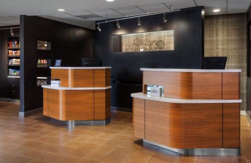 Willow Grove Hotel | Courtyard Philadelphia Willow Grove