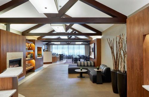 Rochester Hotel | Courtyard Rochester East/Penfield