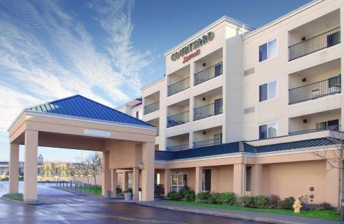 Lynnwood Hotel | Courtyard Seattle North/Lynnwood Everett