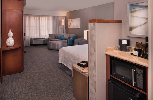 Thousand Oaks Hotel | Courtyard Thousand Oaks Ventura County