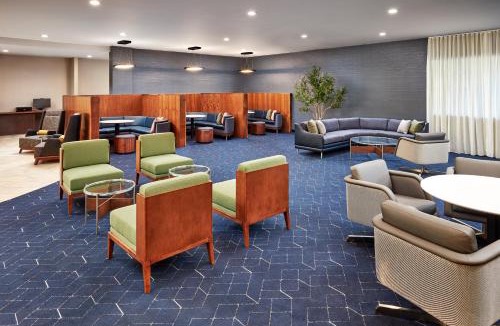 Vallejo Hotel | Courtyard Vallejo Napa Valley