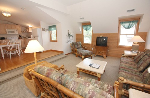 Ocracoke Bed & Breakfast | Courtyard Villas on Silver Lake Harbor