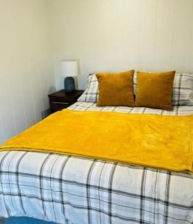 Bathgate Apartment | Couston Lakes Resorts