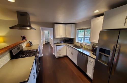 Auburn House | Cove at Lake Killarney