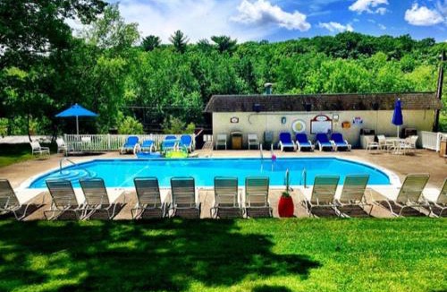 Lakeville Resort | Cove Haven Resort