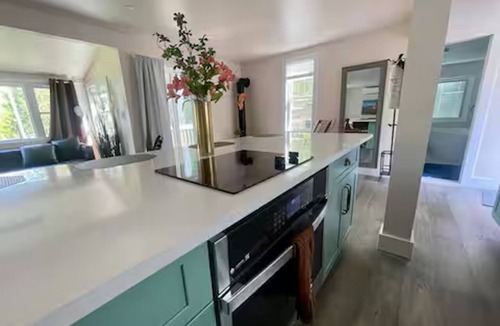 Ellenville Cabin | Cove - King Bed Escape w/Hot Tub, Unit A