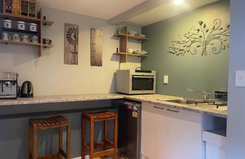 Army Bay Apartment | Cove side Bliss