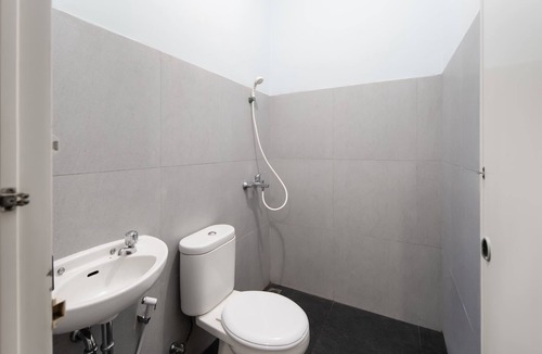 Binong Hotel | Cove Stariez