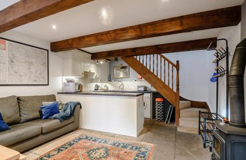 Malham House | Cove View Cottage