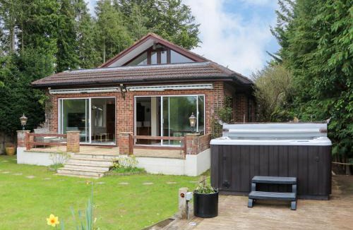 Wraysbury House | Coventina