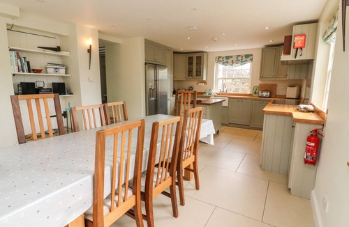 Horsehouse House | COVERCOTE, pet friendly, with open fire in Leyburn