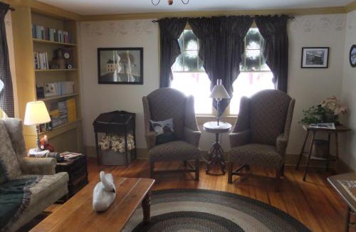 Bartlett Bed & Breakfast | Covered Bridge House