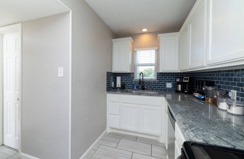 Fort Worth House | Covered Terrace World Cup Group Stay
