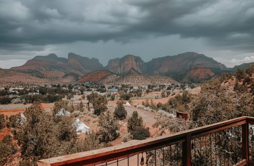 Hildale RV Rental | Covered Wagon w/Private Deck, Fire Pit, and Grill
