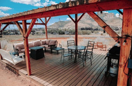Hildale RV Rental | Covered Wagon w/Private Deck, Fire Pit, and Grill