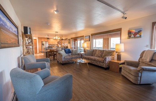 Steamboat Springs House | Coveted large home, ski-in ski-out location