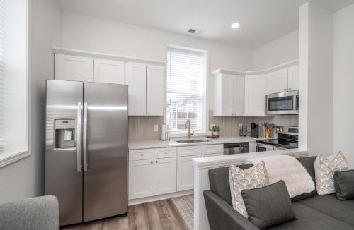 Covington House | Covington Charm 201