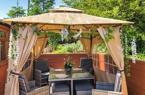 Kilkenzie Cottage | Cow Boy Cabin - UK47145