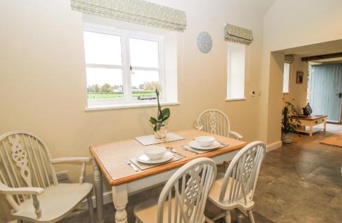 Stanton Upon Hine Heath House | Cow'ouse