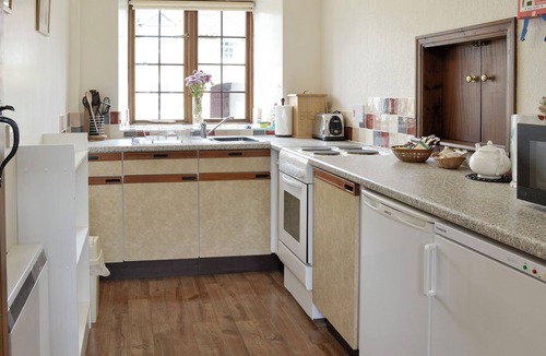 West Heslerton Cottage | Cow Pasture Cottage - UK2297