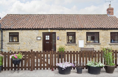 West Heslerton Cottage | Cow Pasture Cottage - UK2297