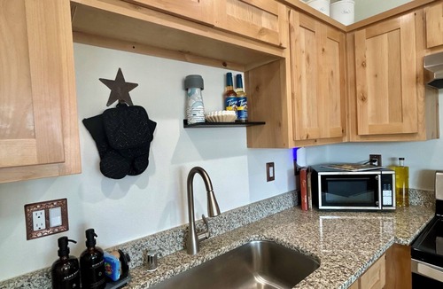 Barelas Condo | Cowboy Bunkhouse Condo