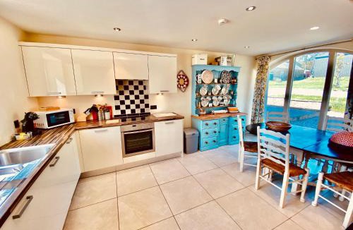 Kilnwick House | Cowdale Cottage