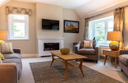 Easebourne Cabin | Cowdray Lodge