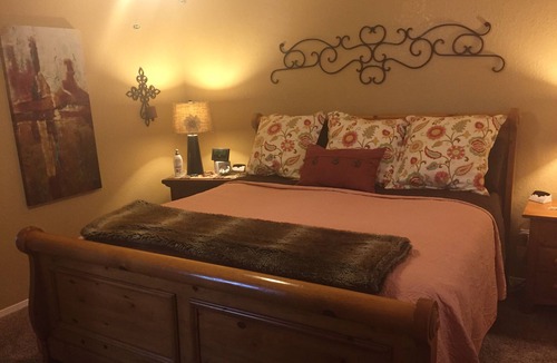 Ruidoso Cabin | Cowhide Creek Cabin with WiFi and A/C