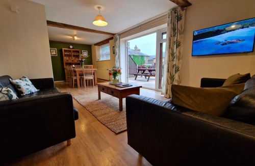 Ivinghoe House | Cowman's Cottage