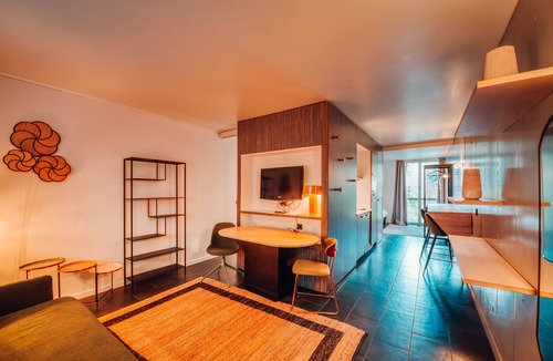 Cergy House | Cowool Cergy