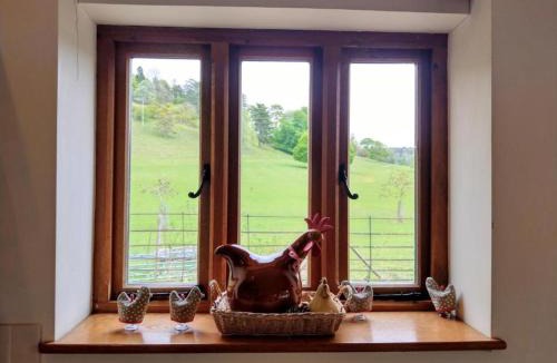 Stonor House | Cowslip at White Pond Farm