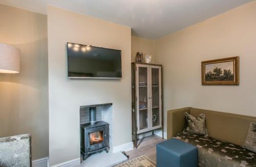 Hethel House | Cowslip Cottage-Ukc2457