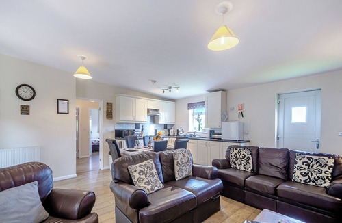 Great Hatfield Cottage | Cowslip Cottage- W43122