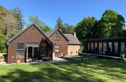 Coylumbridge House | Coylumbridge Cottage