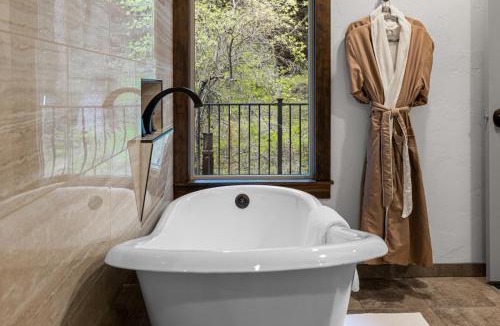 Somers Bed & Breakfast | Coyote Bluff Estate