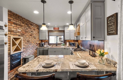 Somers Cabin | Coyote Bluff Estate